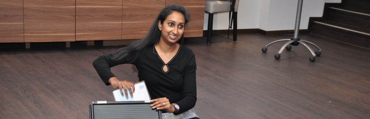 Zuckerquiz_lifeenergy_6_2019_header.JPG Coach Shalini Deuber verblüfft die Teilnehmer mit einem Zuckerquiz.